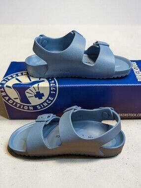 NIB Birkenstock Kids Light Blue Milano EVA Two-Strap Backstrap Sandals Size 32